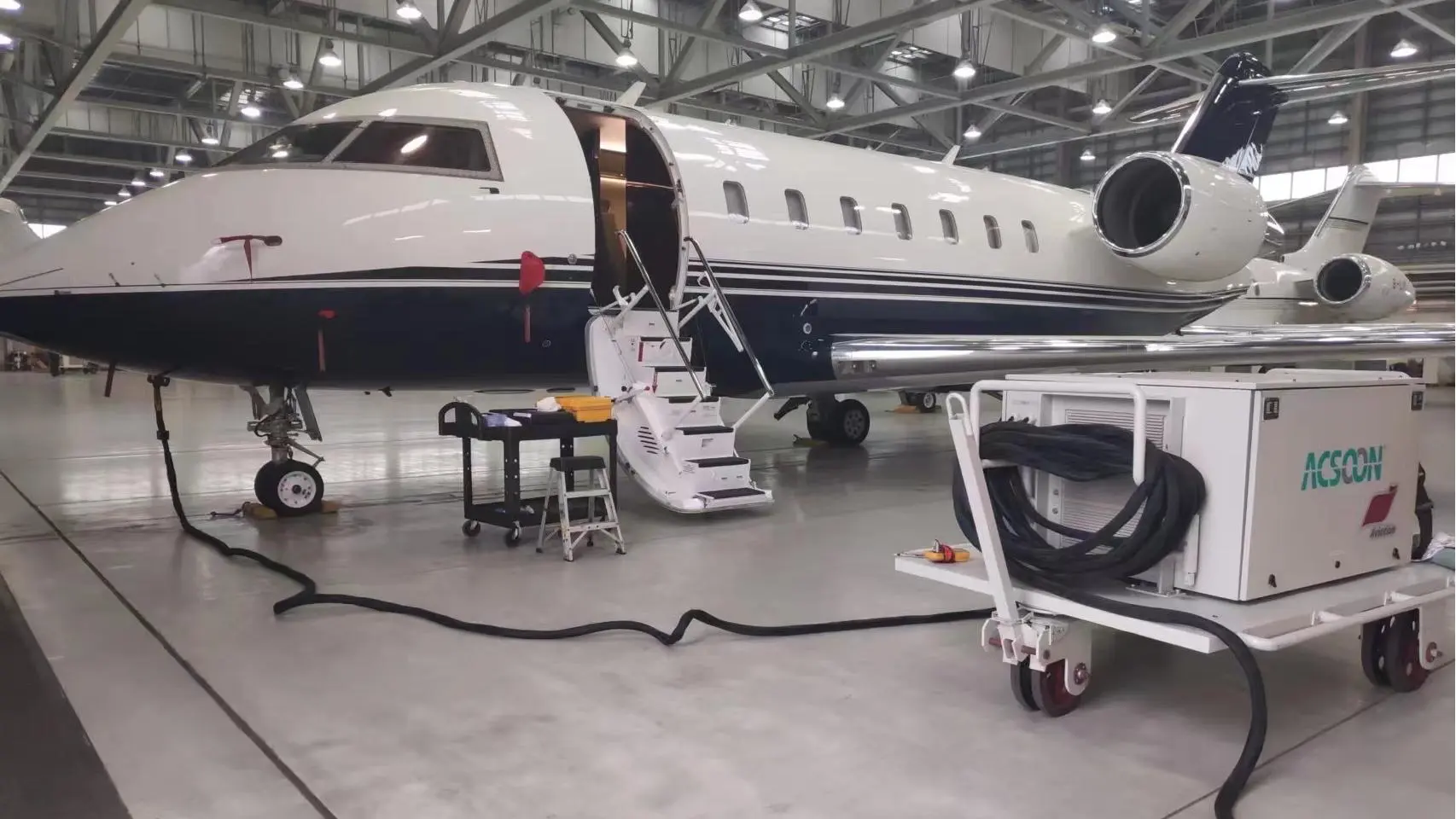 Airport Ground Support Equipment Airport Ground Support Equipment