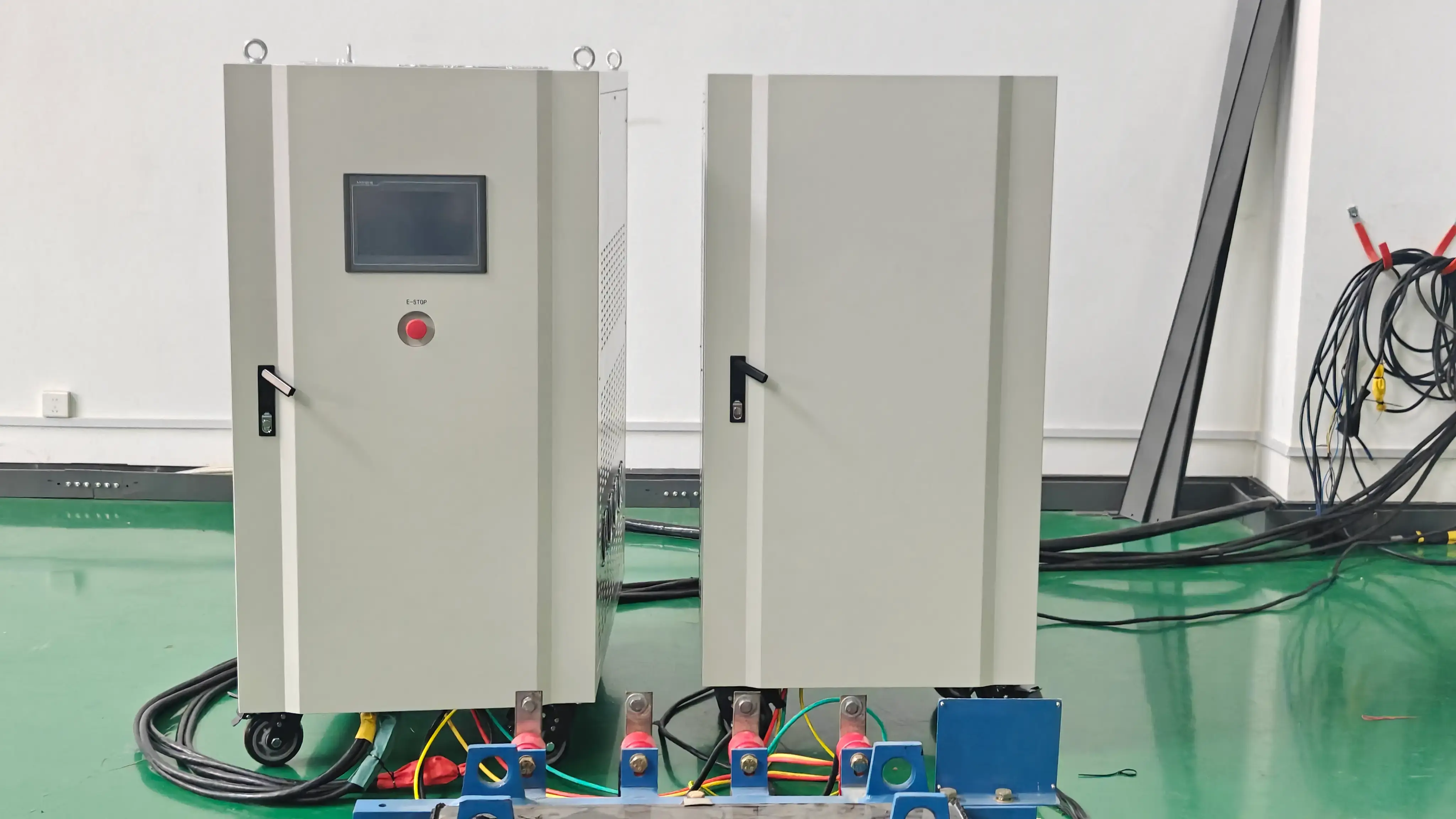  Line-Interactive UPS
